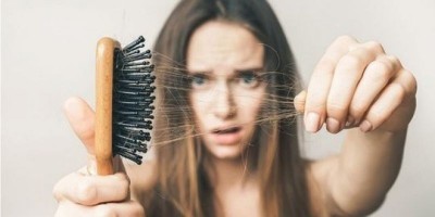 Rambut Rontok? Atasi dengan 4 Bahan Alami Berikut!