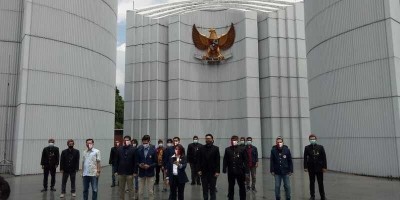 IKA Unpad Peringati Hari Sumpah Pemuda di Monumen Perjuangan Rakyat Jawa Barat